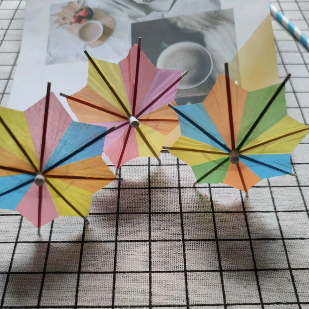 

144Pcs Mini Cocktail Sticks Colorful Umbrella Cake Party Drink Juice Decor Parasol Random Color Buffet Cupcake Party Supplies