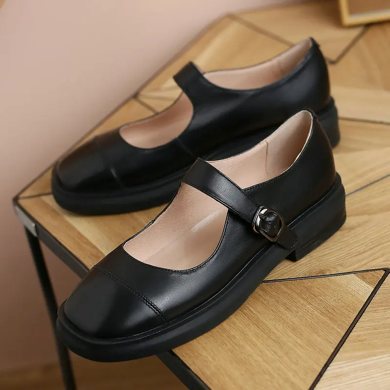 

Туфли-лодочки женские из натуральной кожи на массивном каблуке с пряжкой