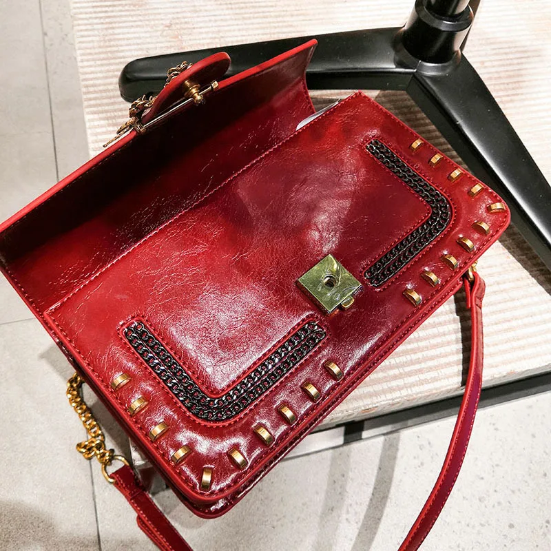 

Metal Swallow Lock Crossbody Bag for Women 2020 New Trend Single Shoulder Messenger Rivet Bag Ladies Fashionable Purses Sac Luxe