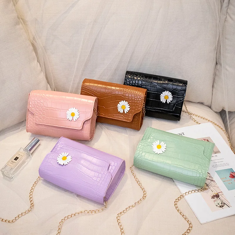 

New Korean Fashion Crocodile Pattern Daisy Small Square Bag with One Shoulder Slanting Across Women's Bag Luxury Bags Handbag
