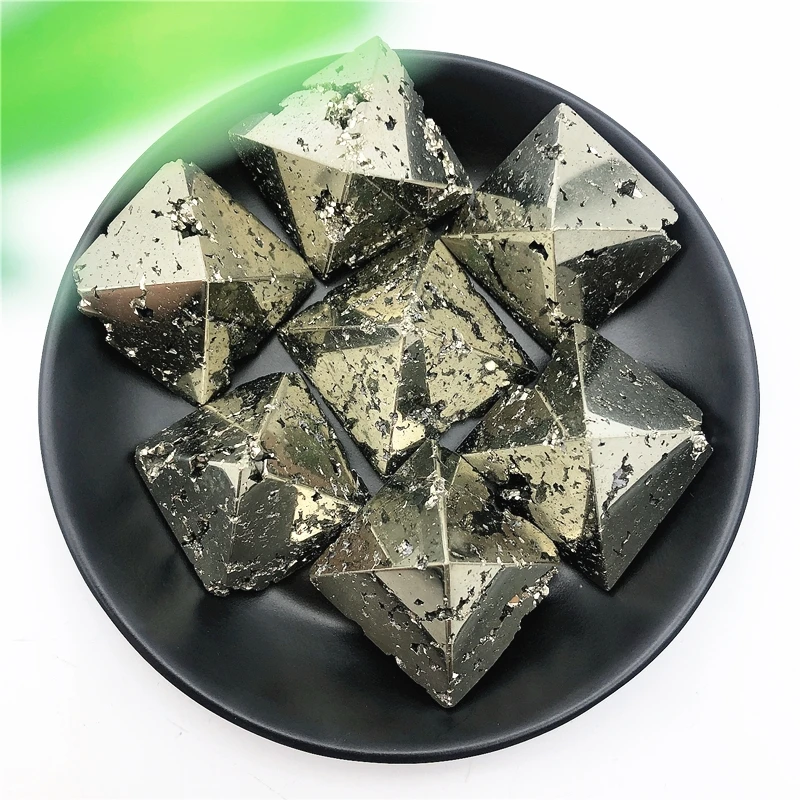 Кристаллы кварца в форме башни из натурального пирита 1 шт. | Дом и сад