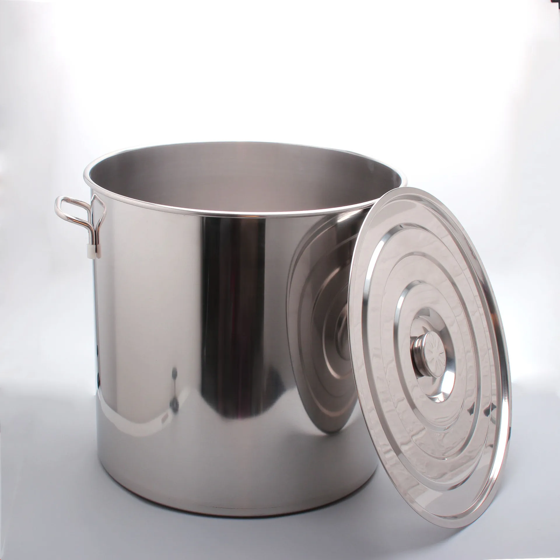 

304 stainless steel soup bucket multi-purpose bucket with lid soup pot hotel canteen rice bucket thickened storage water 2022