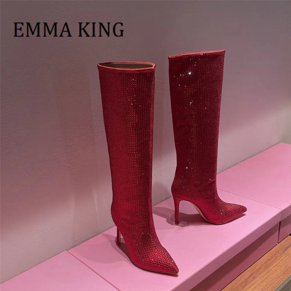 Женские замшевые сапоги до колена с кристаллами