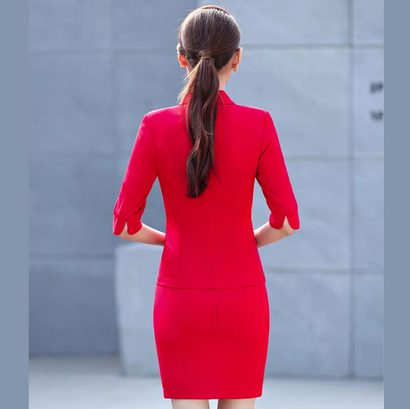 Женский деловой костюм с полурукавами пиджак и юбка в официальном стиле комплект