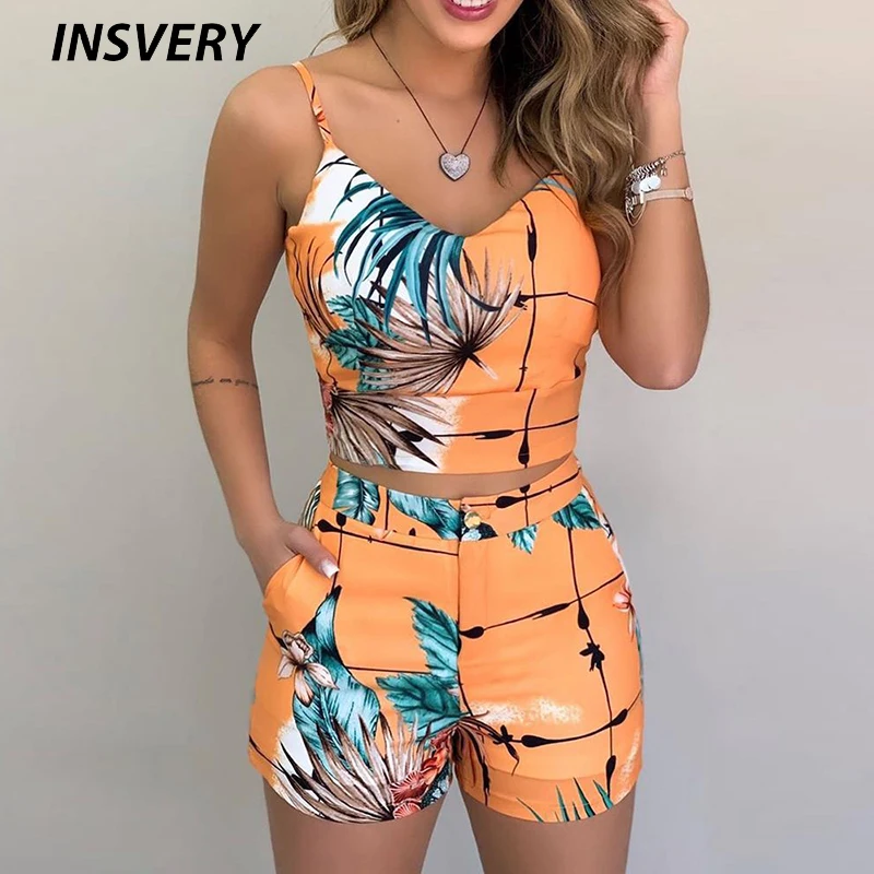 

Summer Casual Women Two Piece Set Sleeveless Shirt Pocket Shorts Suit Women Floral Print Short Sets Ladies Party Wear 2021