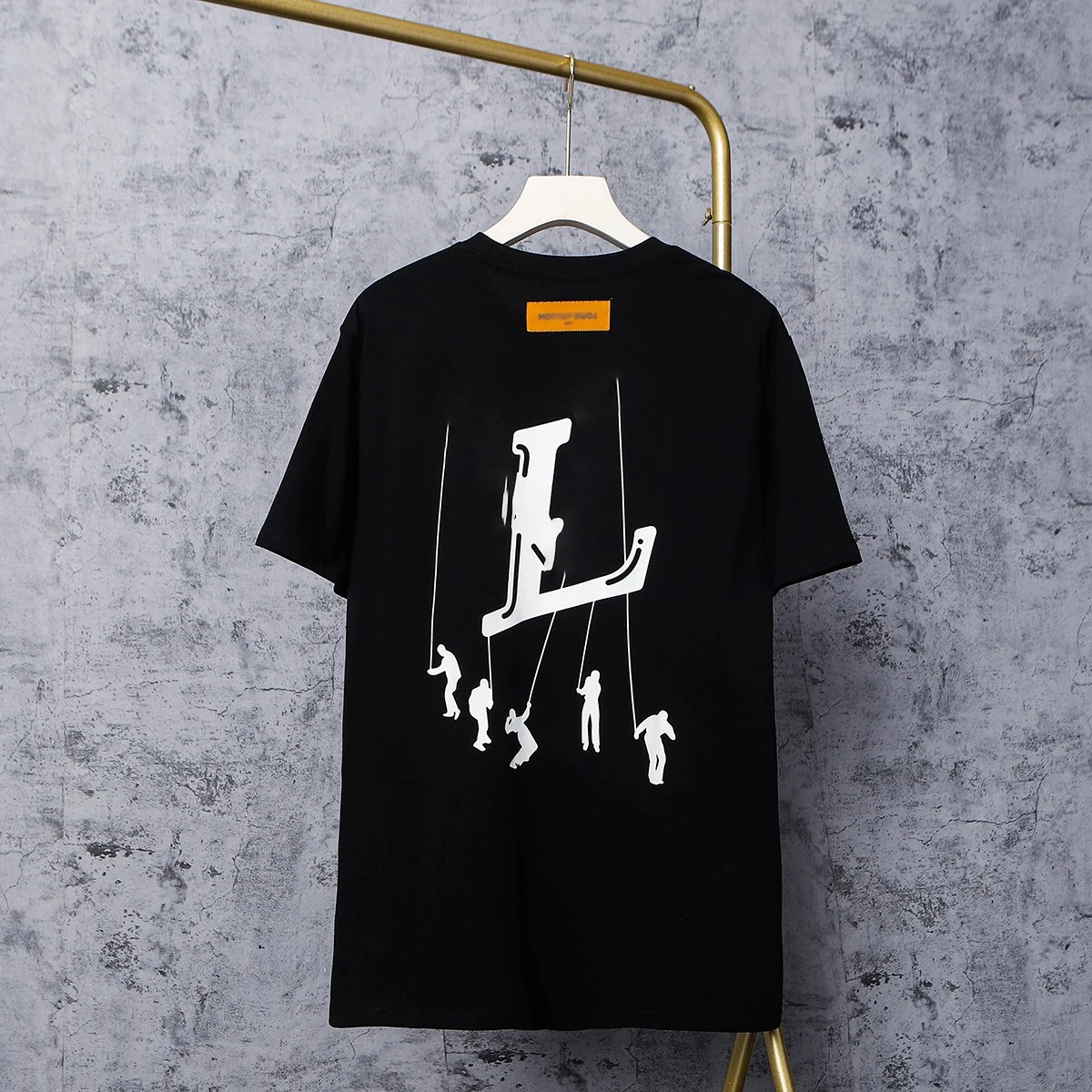 

Модные Роскошные брендовые Дизайнерские мужские и женские футболки с принтом парашютной куклы, повседневные топы, футболка в стиле Харадзю...