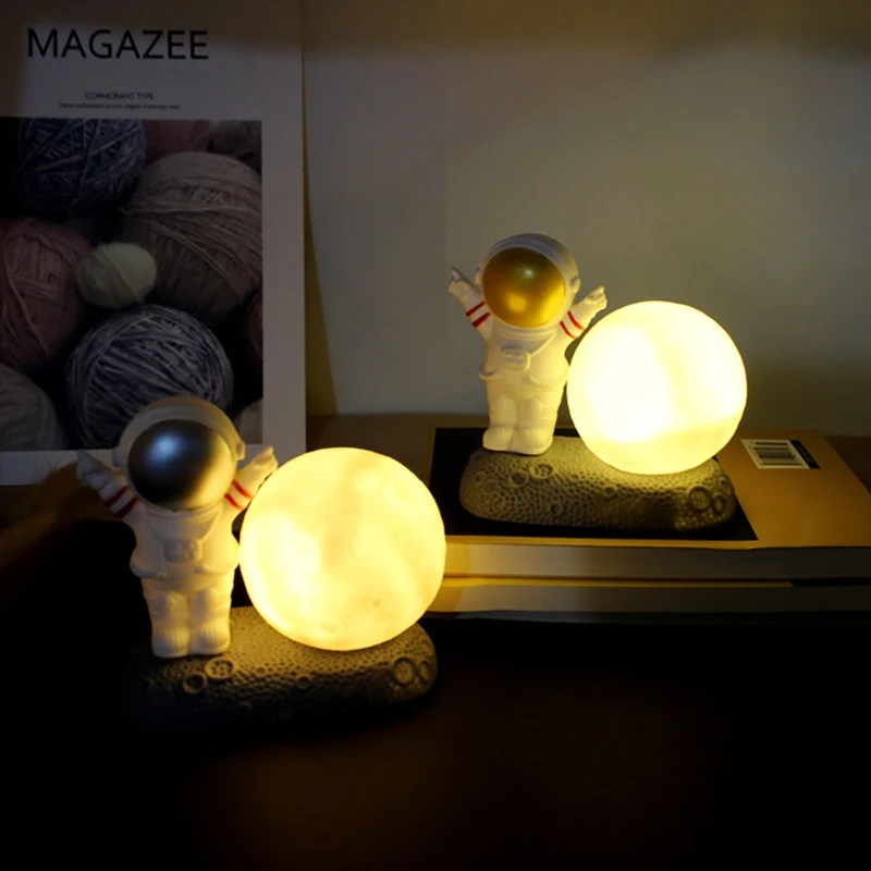 Led Astronaut Moon Night Light Bedroom Office Decoration New Year's Decorations Creative Children's Gifts