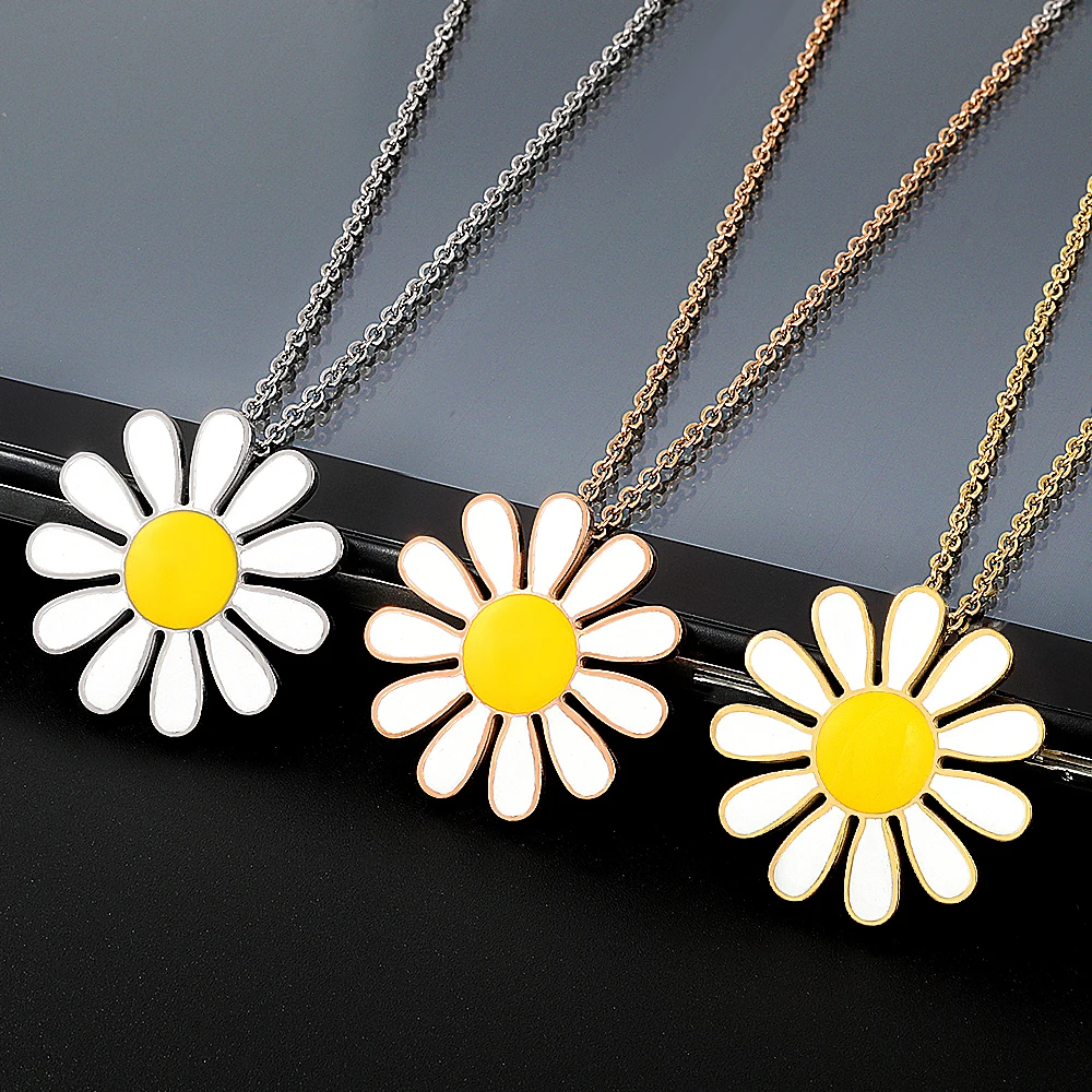 

JINHUI Lovely Gold Color Enamel Necklace Daisy Flower Sunflower Charm Pendant Necklace for Women Stainless Steel Fashion Jewelry