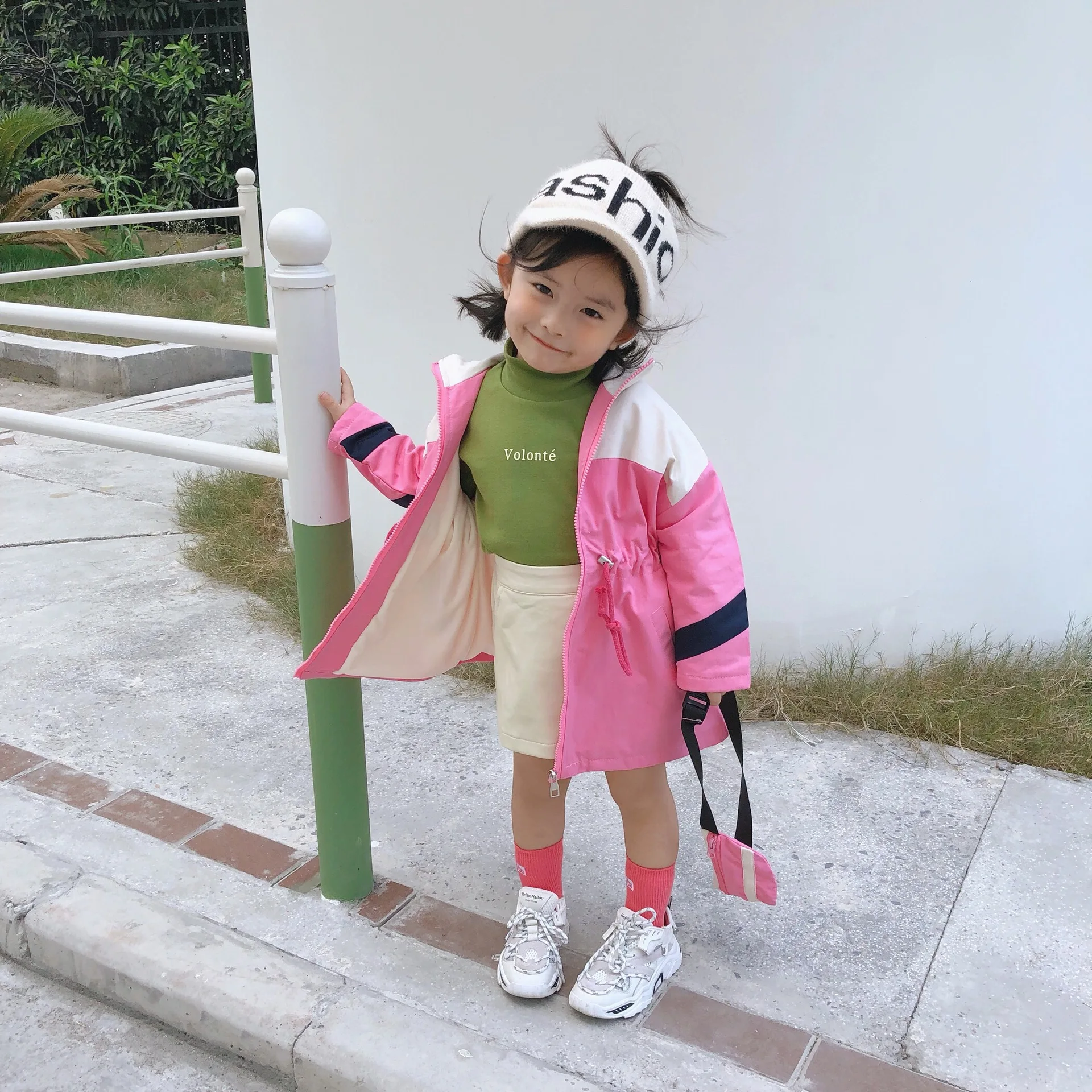 Winter New Arrival Korean style matching colors thickened fashion long windbreak coat with bag for sweet baby girls