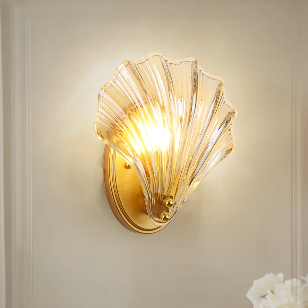 

Modern shell wall lamp hotel cafe bedroom gentle luxury decoration light luxury wall lamp bedside lamp indoor lamp