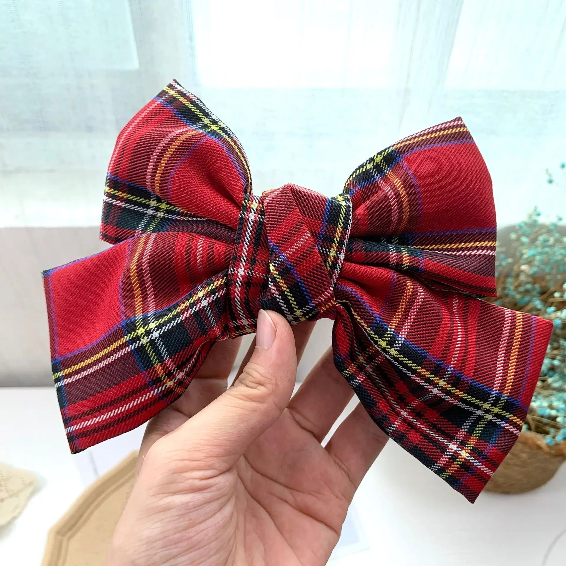 

Red Plaid Fabric Bowknot French Hair Clips Christmas Top Head Ponytail Hairpin Girls School Party Headwear Hairgrip Xmas Hairbow