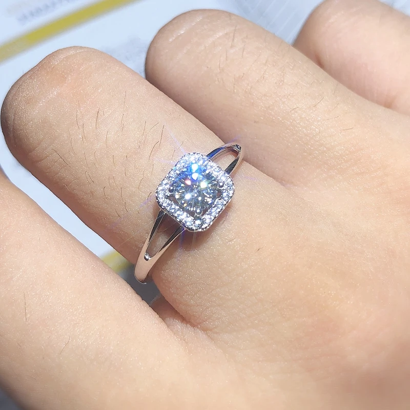 Moissanite твердость 0.5ct 9 3 алмазные заменители могут быть протестированы