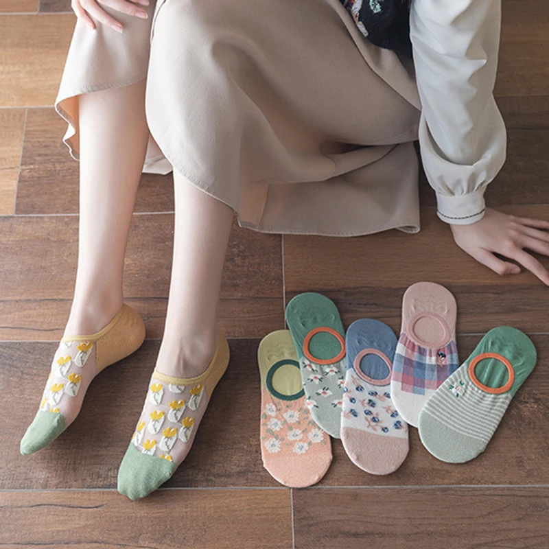 

Women's Cute Vintage Flower Embroidery No Show Liner Socks Basic Multi Style Trendy Invisible Low Cut Ankle Socks Office Lady