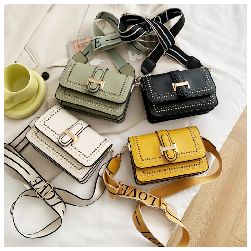 

Bag women 2021 new fashion messenger small bag summer hot style shoulder bag female wild bag tide small square bag