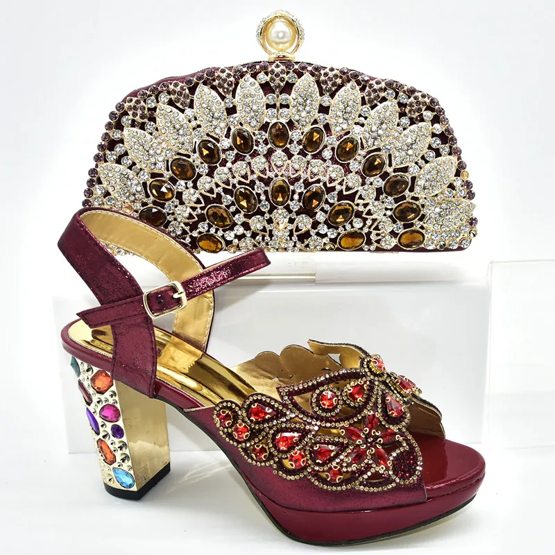 Новые модные туфли и сумочки женская обувь на высоком каблуке Итальянская с