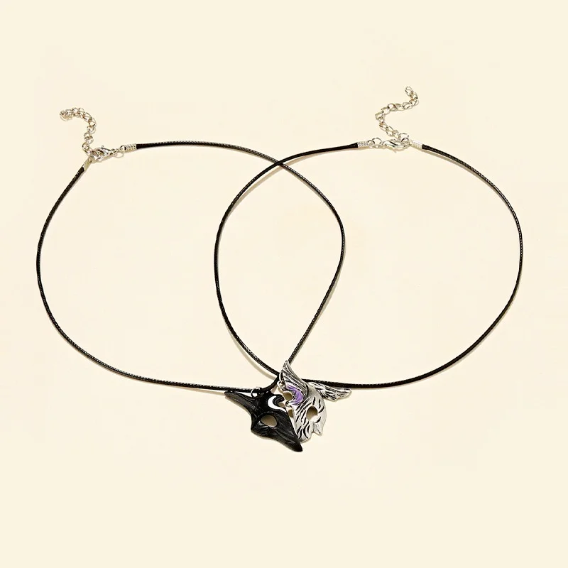 2021 New Couple Necklace Jewelry Animal Mask Two-tone Mysterious Stitching Pendant Gift Party for Gifts | Украшения и аксессуары