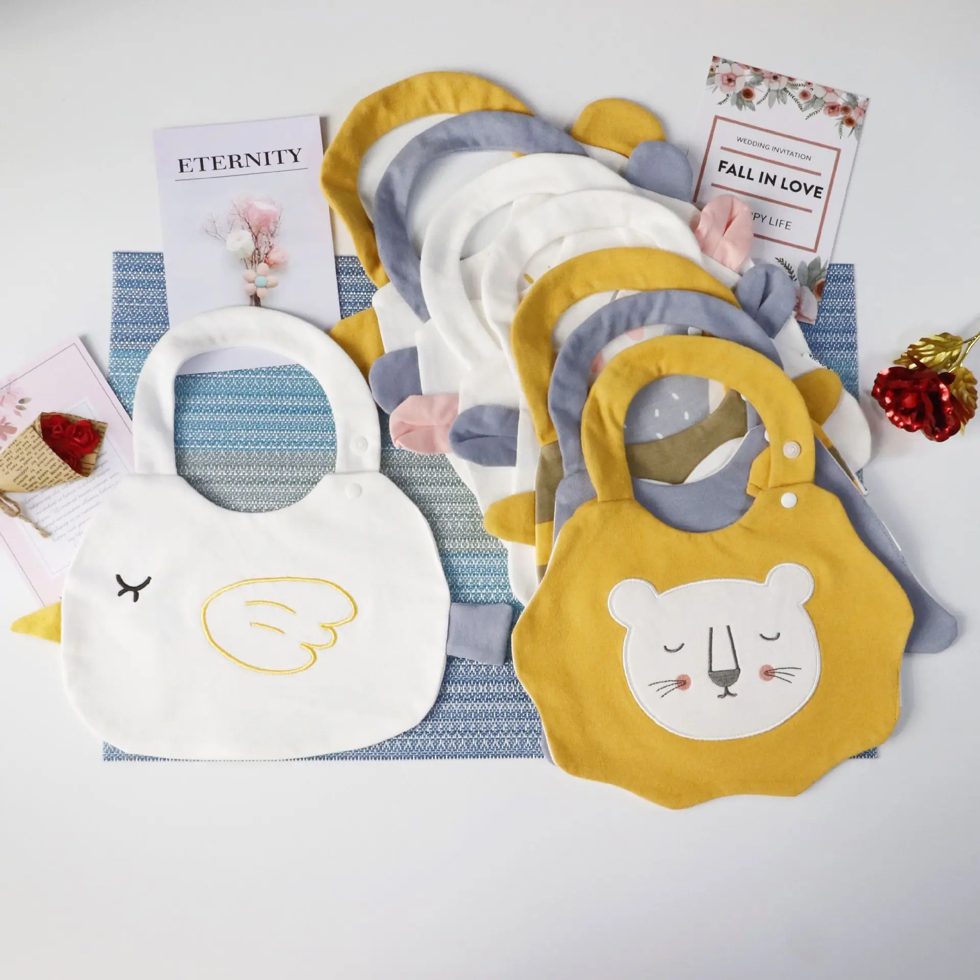 

Милые детские нагрудники с мультяшными животными, милая лиса, кот, девочка, мальчик, слюнявчик, детское полотенце, мягкий хлопковый нагрудни...