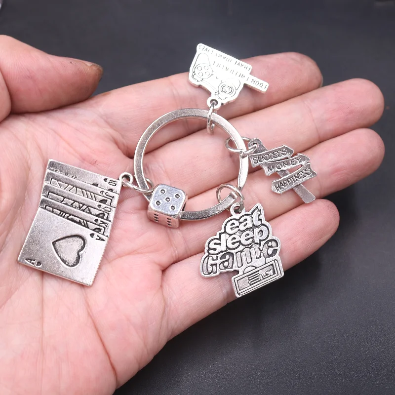 

1pc Success Money Happiness Tag Game Controller/Poker/Dice/Key Ring DIY Charm Jewelry Gift Keychain For Chess & Card Games Fans