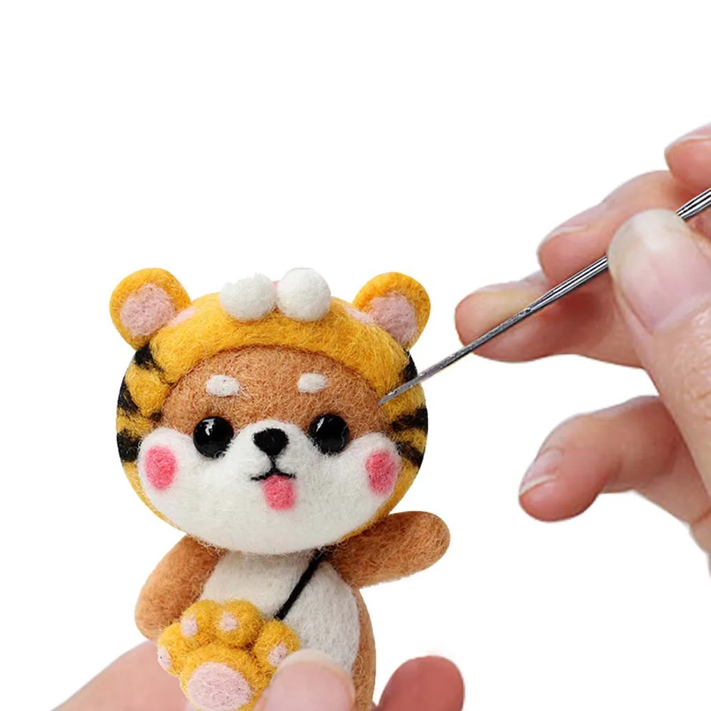 

60pcs 3 Sizes Felting Needles Kit with Clear Bottle and Wooden Handle DIY Pin Craft Felt Tool Set