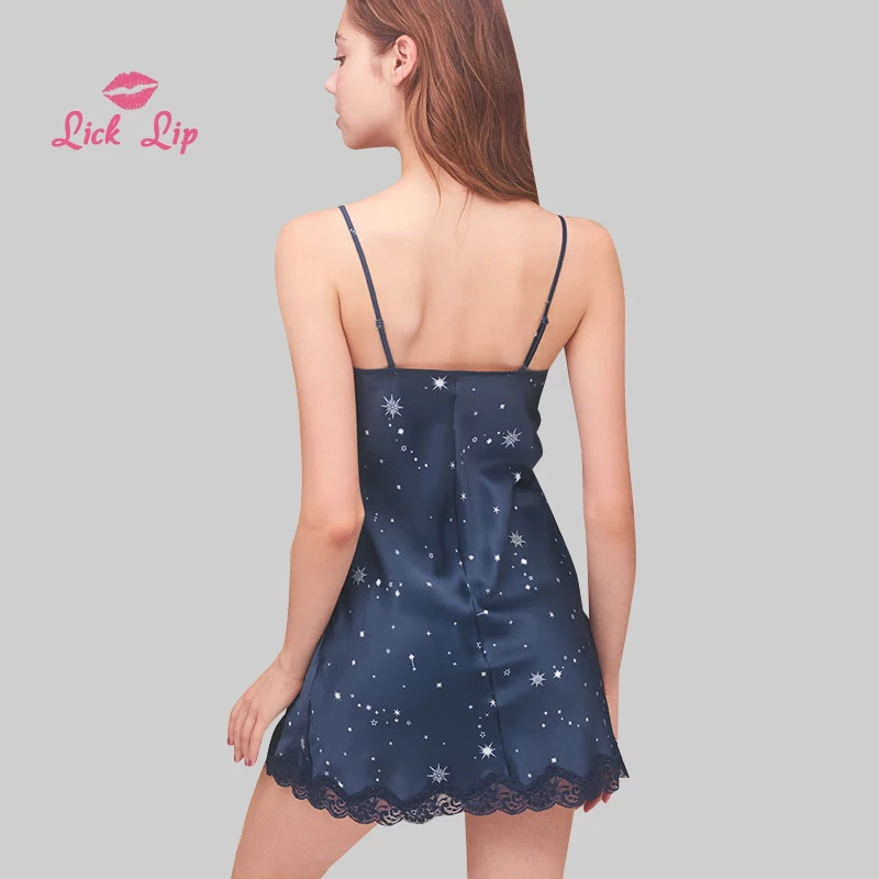 Женская однотонная атласная ночная рубашка с V-образным вырезом и разрезом сбоку