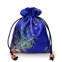 high quality embroidery silk gift pouch 11x14cm jewelry travel storage pouch mini candy jute packing bags for gift bag 1pclot