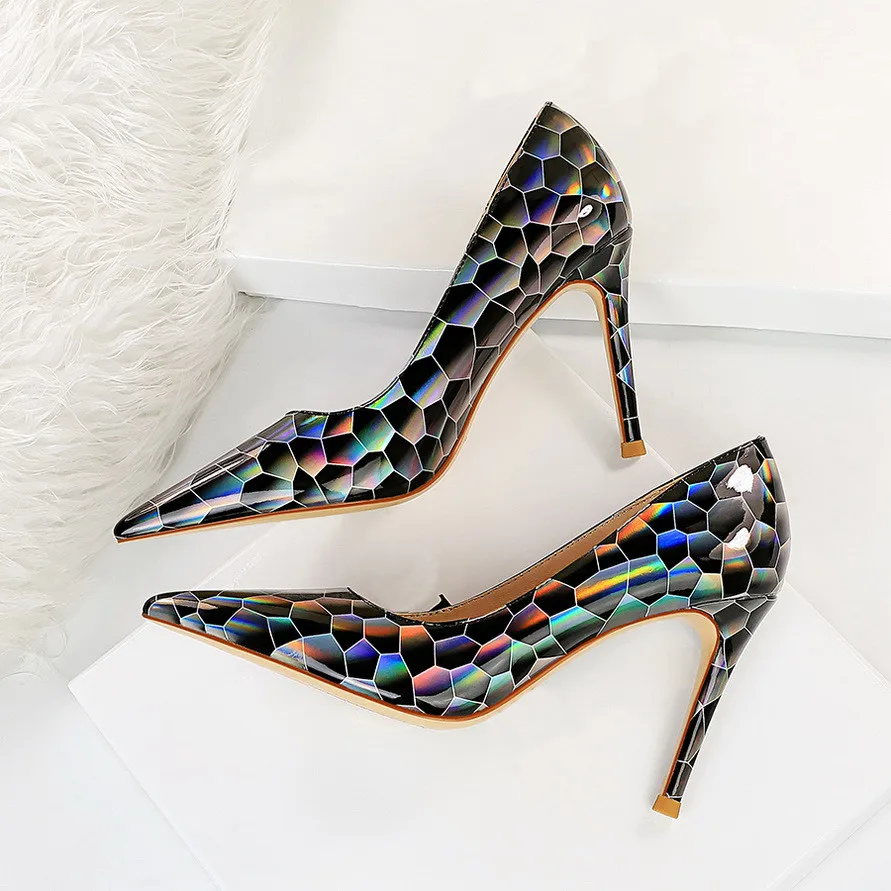 Snake Print Patent Leather Woman Pumps Sexy Pointed Toe Stone Pattern High Heels Fashion Gold Silver Stripper Nightclub Shoes