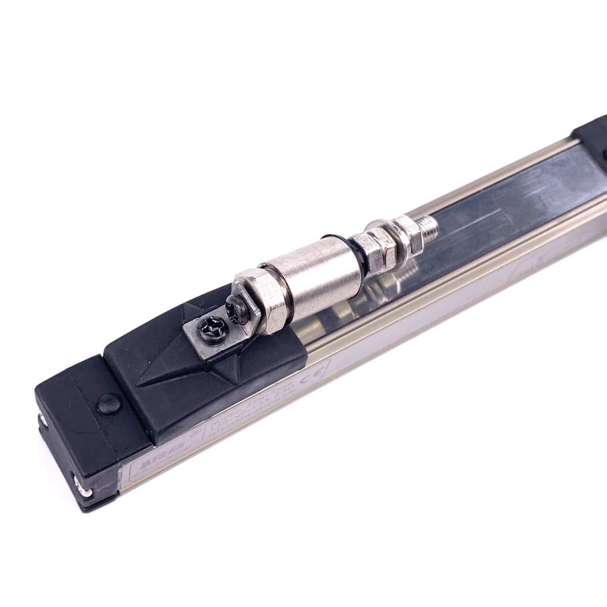 

Miran KFM-100 Minitype Slider Linear Displacement Potentiometer