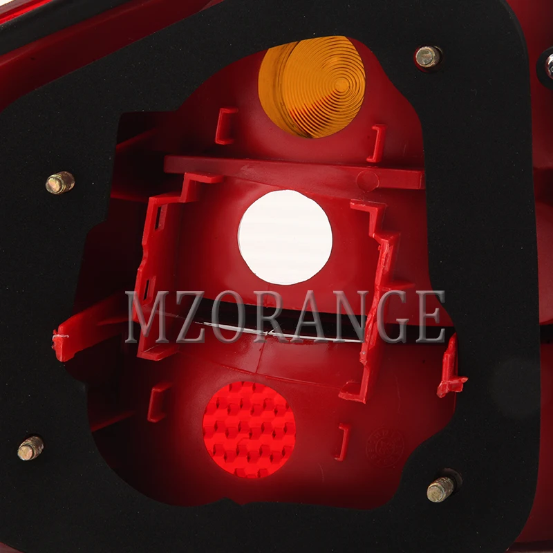 

MZORANGE Red And Clear Tail Light Tail Lamp For Audi A6 C5 2003 Tail Lamp Sedan Rear Bumper Tail Light Car Assembly No Bulb