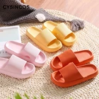 Шлепанцы женские на толстой платформе, пляжные сандалии с мягкой подошвой, Нескользящие, для дома и ванной комнаты, летние тапочки для отдыха