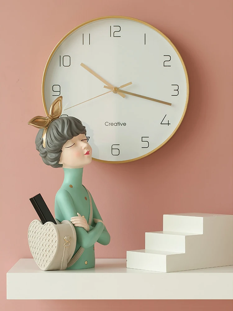 

Nordic Modern Girl Creative Remote Control Storage Living Room Resin Ornaments Light Luxury TV Cabinet Wine Cabinet Decorations