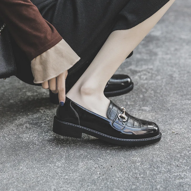 

Classic Patent Leather Women's Loafers VIVAIA 2021 Spring British Style Fashion Designer Ladies Flats Luxury Female Footwear