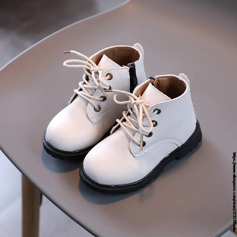 Осенне зимние детские ботинки кожаные Martin для мальчиков и девочек модные