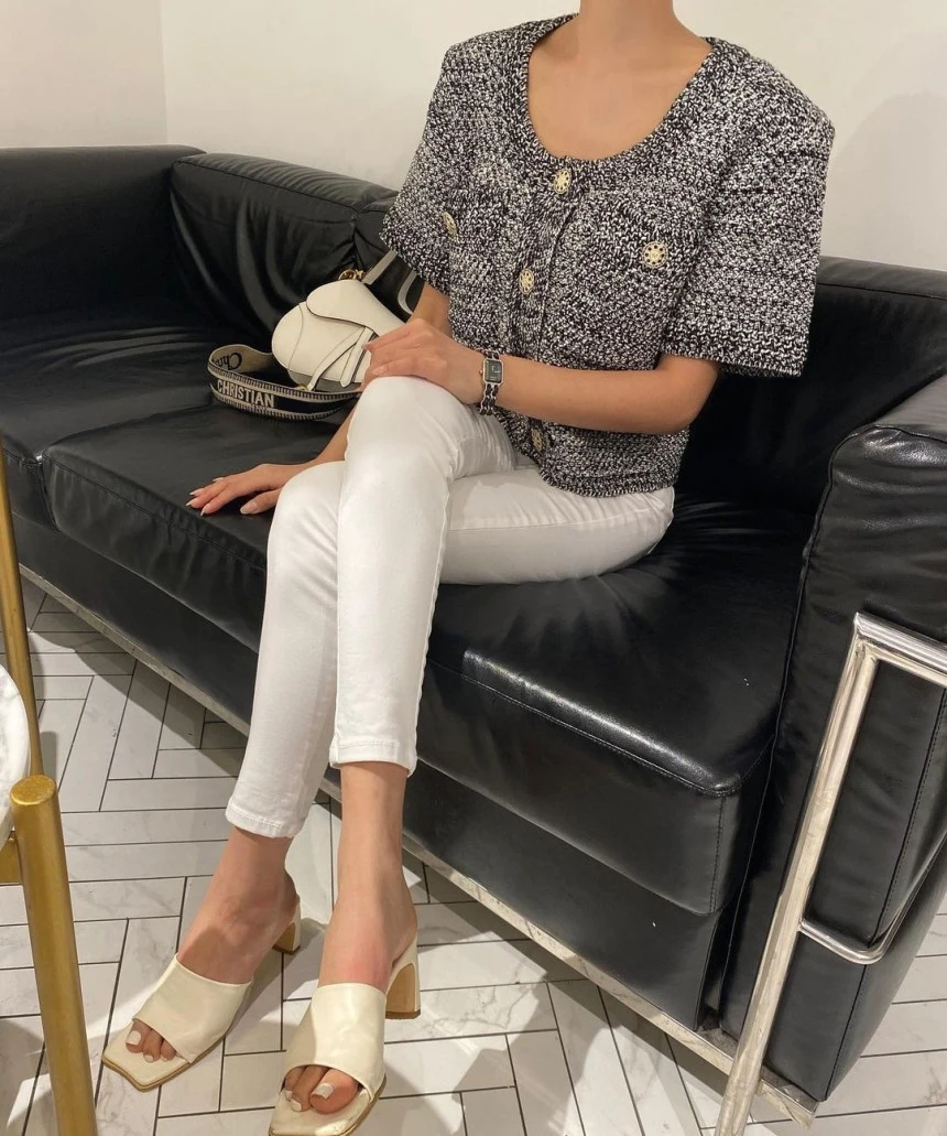 

ZCSMLL Korean Summer Vintage Shirt U-neck Chic Single-breasted Pocket Design Loose Short-sleeved Solid Color Woman Tops