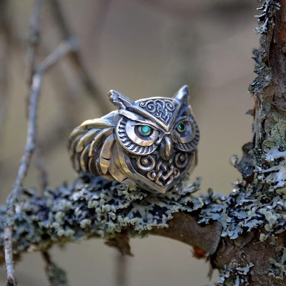 

Personality 3D Animal Owl Ring Crystal Eyes for Women Men Unisex Punk Hip Hop Carved Pattern Statement Party Club Finger rings