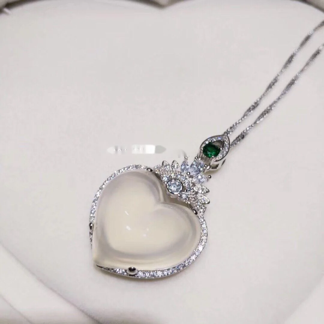 

Valentine's Gift Gaobing S925 Silver Inlaid White Jade Pith Heart Shaped chain Pendant necklace Light luxury