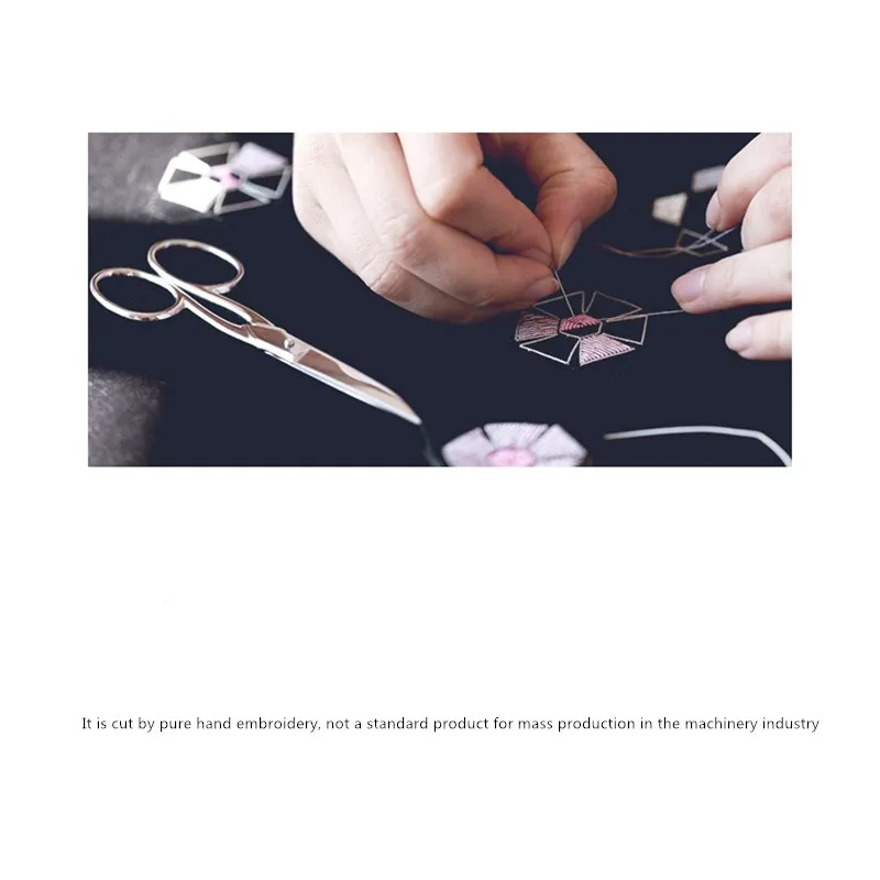 

5 * 5.5cm High-End Brooch Hand-Stitched Cute Owl-Shaped Indian Silk Cloth Stickers Gifts for Women