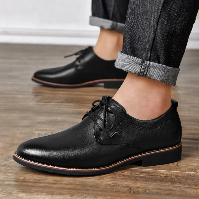

New Fashion Men Business Leather Shoes for Men Wedding Grooms Man Extravagant Elegant Dress Shoes Men Business Shoes Black *