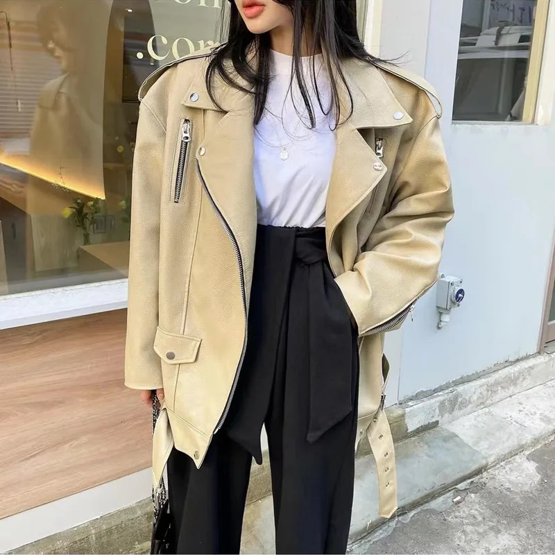 

Женская куртка из лакированной кожи на молнии с длинным рукавом, светоотражающая одежда, Короткие негабаритные куртки из мягкой искусствен...