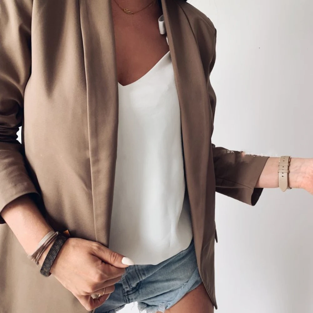 Женский офисный пиджак однотонный блейзер с длинным рукавом и лацканами