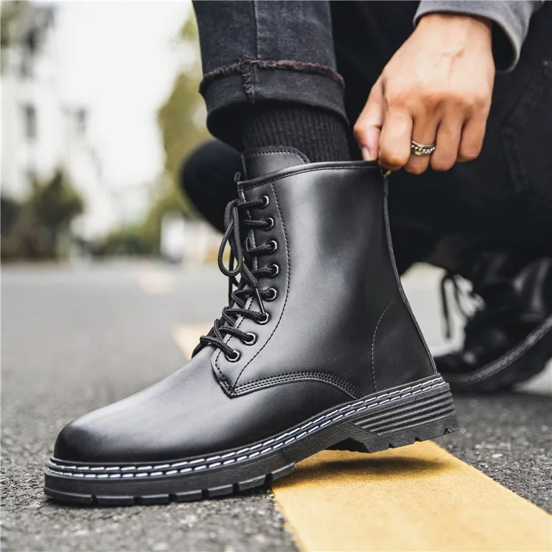 

Высокие Модные Ботинки Martin в британском стиле, кожаная обувь, мужская обувь, Осенние универсальные короткие ботинки, черные кожаные ботинки...