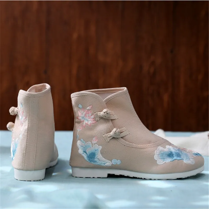 2020 осенние и зимние Новые старинные сапоги Женская обувь на плоской подошве с