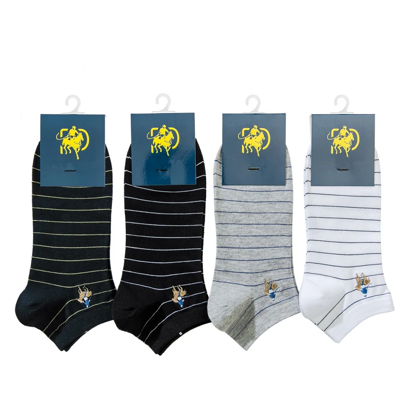 Latest men's gift socks cotton men's stripe socks men's leisure fashion ship socks odor proof breathable socks