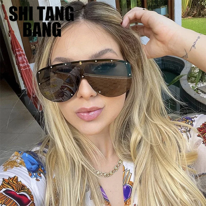 

Солнцезащитные очки без оправы для мужчин и женщин, модные цельные квадратные солнечные очки из сплава, винтажные Роскошные брендовые диза...