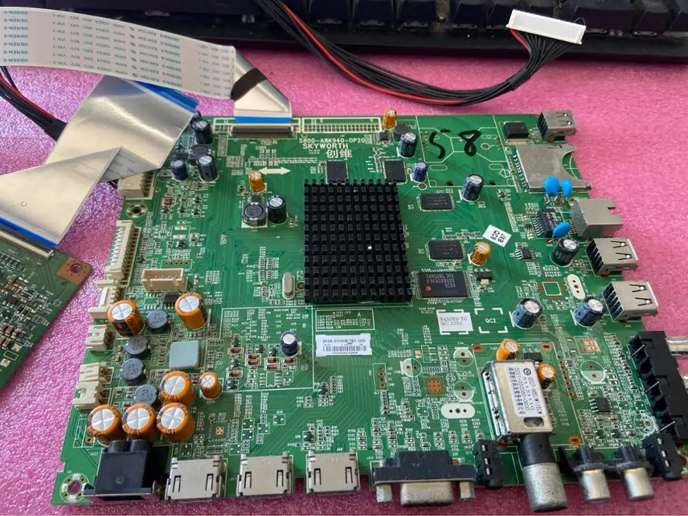 

Оригинальная материнская плата 58E780U для телевизора 5800-A8K940-0P30 0P20 0P10 8K94 экран V580