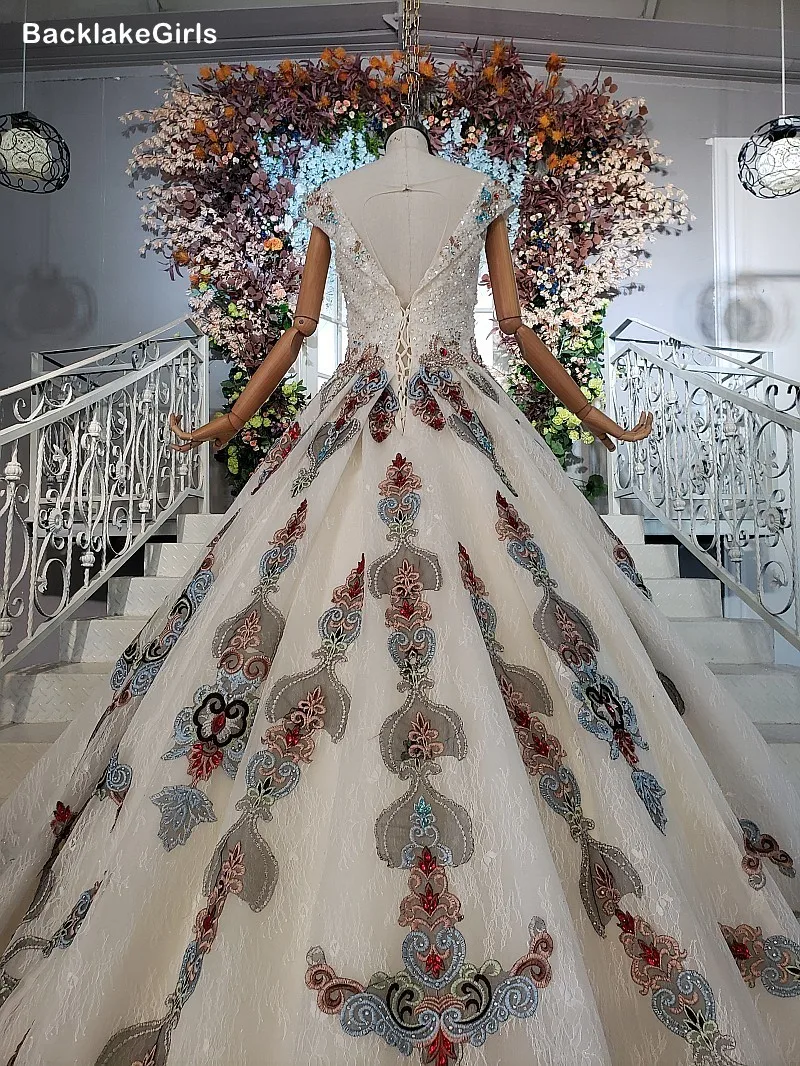 Женское платье с v образным вырезом и рукавом крылышком длинное вечернее