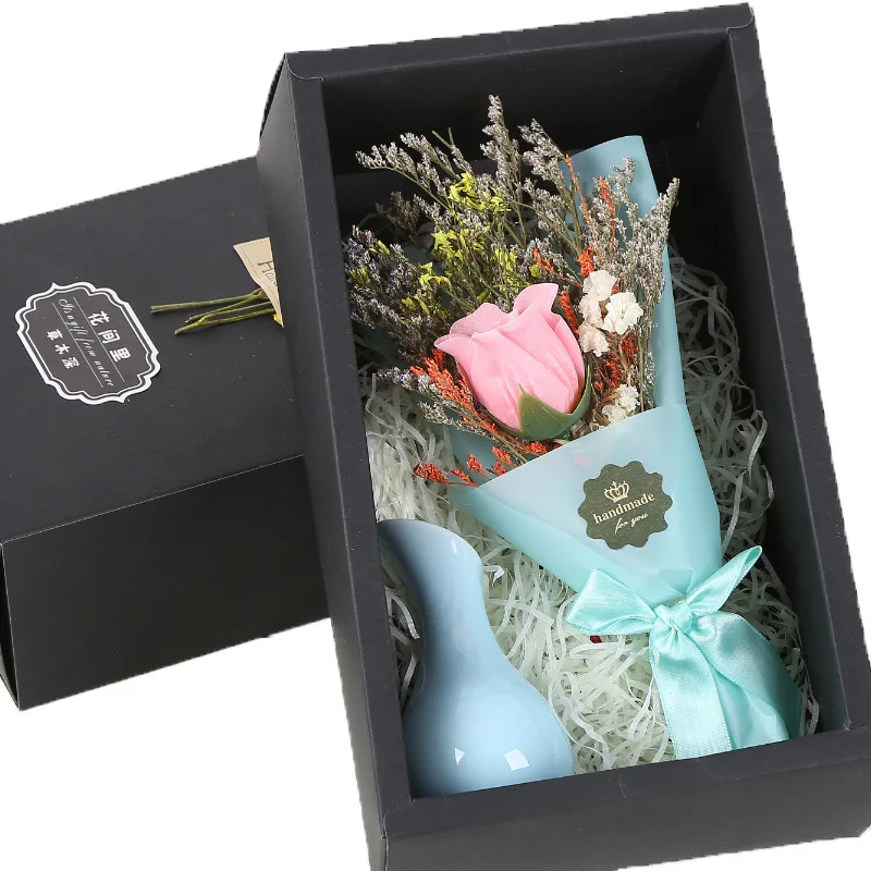 

Practical dried flower bouquet send ceramic bottle simulation soap flower 3.8 gift March 8th Women's Day gift female employee