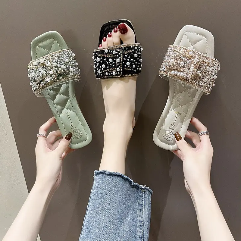 

Женские удобные шлепанцы стразы, плоская подошва, круглый носок, модные летние пляжные сандалии