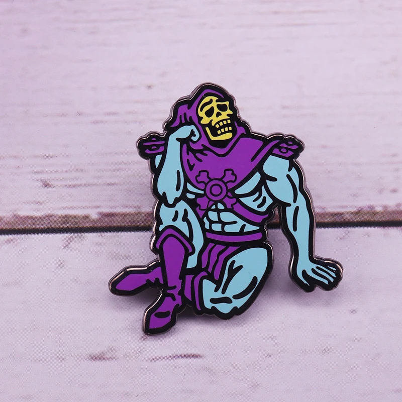 Эмалированная булавка в виде скелета смерти|Броши| |