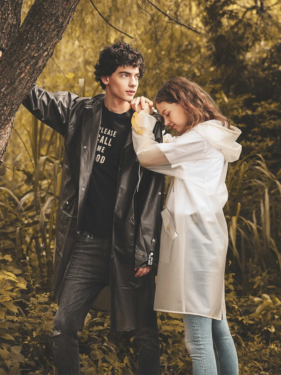 

Nylon Raincoat Women Waterproof Ladies Hooded Raincoat Overall Outdoor windproof Plastic Capa De Chuva women Raincoat rain gear