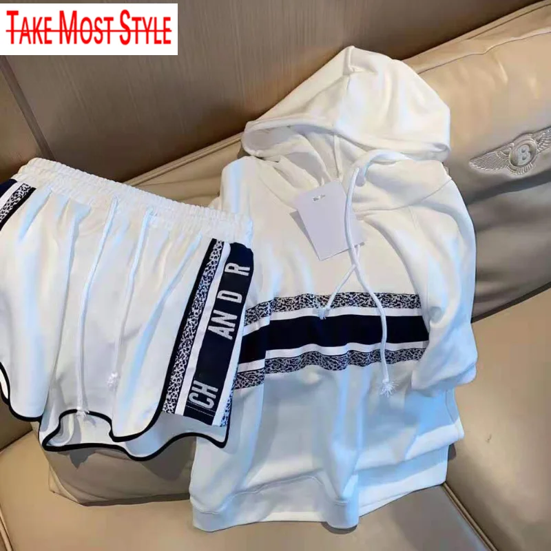 

2021 Summer Sports Casual Women's Suit Fashion Brand Clothes 2021 New Style Hoodie Striped Letters Printed Shorts Two-Piece Set